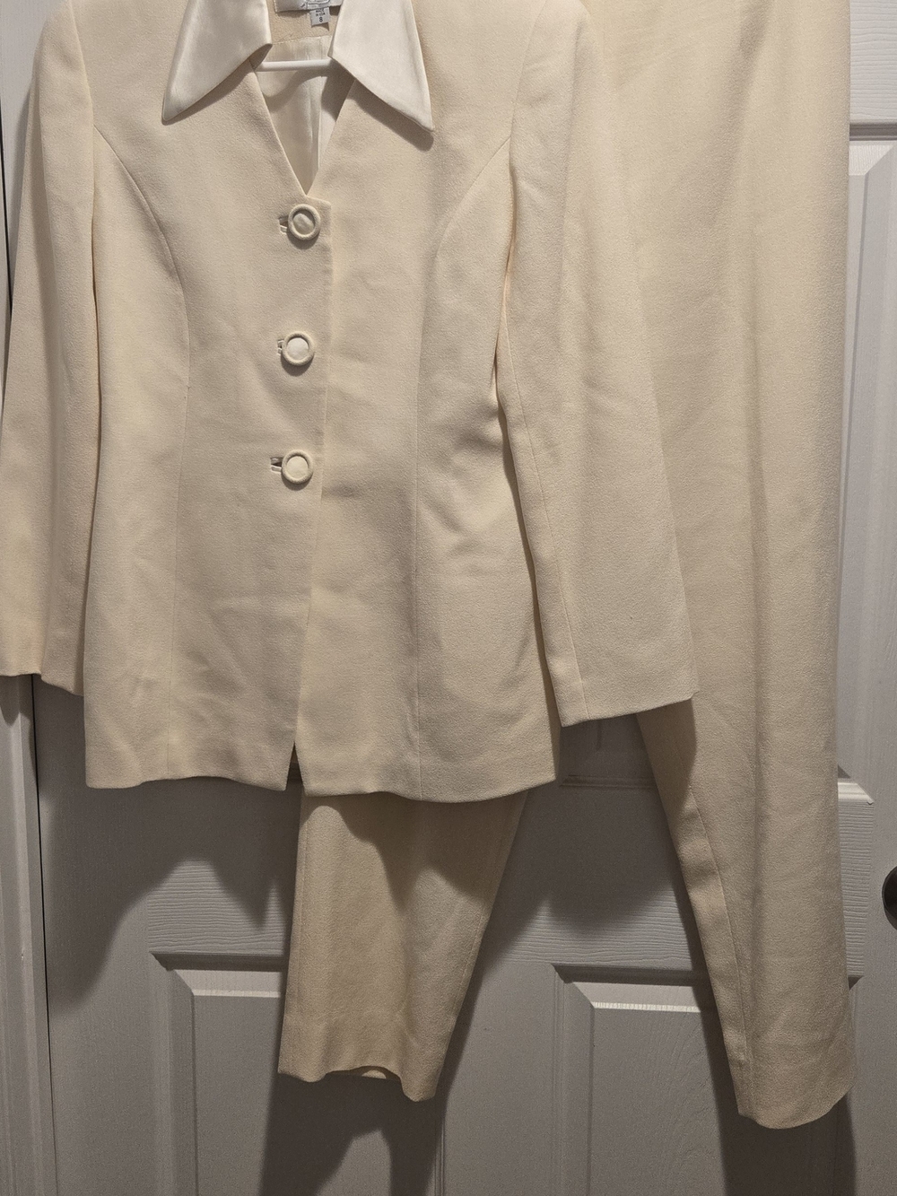 VTG Lillie Rubin Cream Crepe Tuxedo Pantsuit Set 8 Satin Collar Retro Bridal